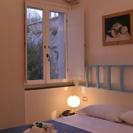 Pimpina Hotel 3*